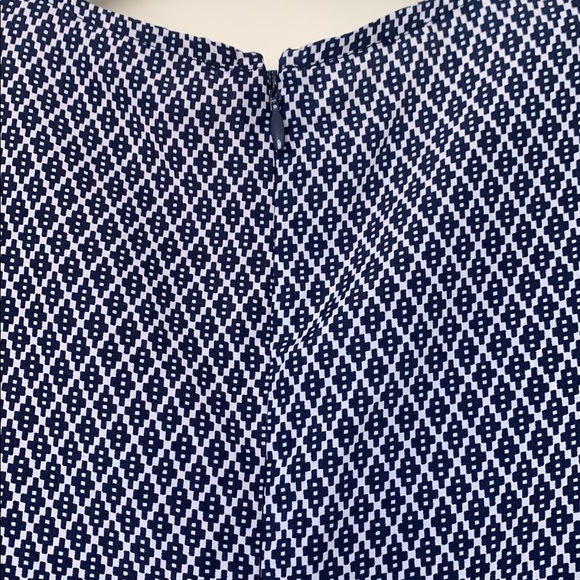 Michael Kors Short Sleeve Back peplum Top - Picture 5 of 7